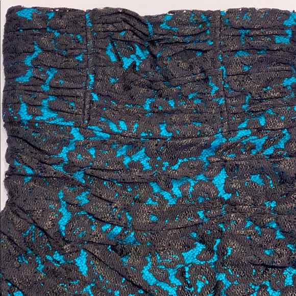 Alice + Olivia  bodycon lace dress prom - Picture 16 of 16